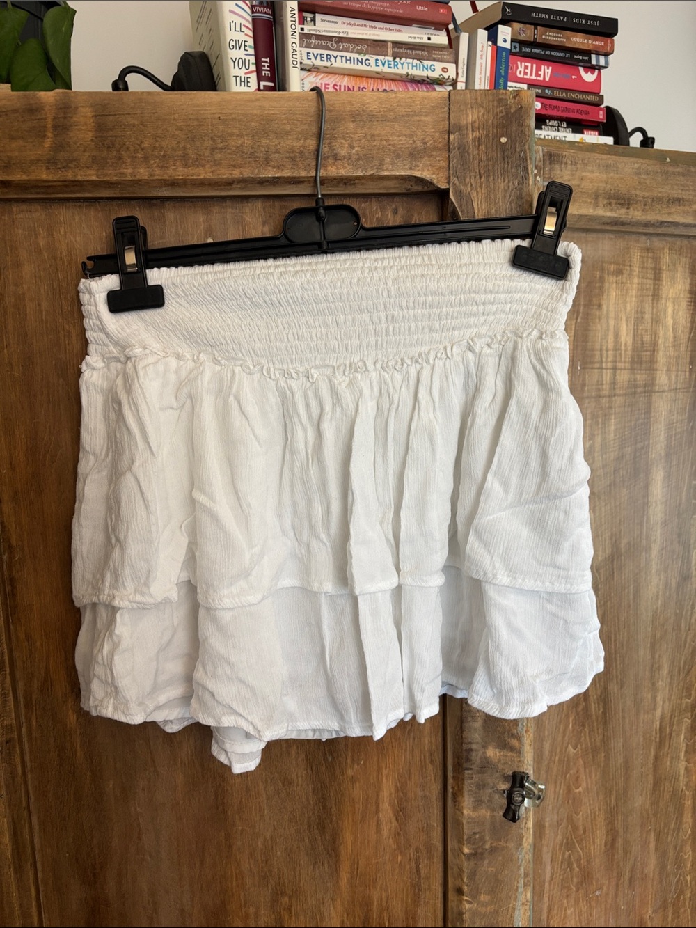 Hollister White Tiered Smocked Skort